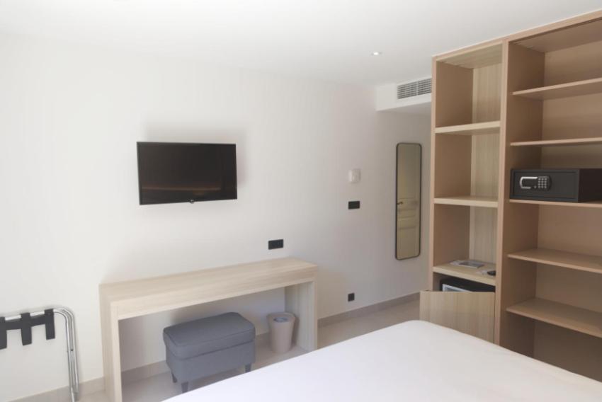Hotel De La Plage - Hdlp Bormes-les-Mimosas Zewnętrze zdjęcie