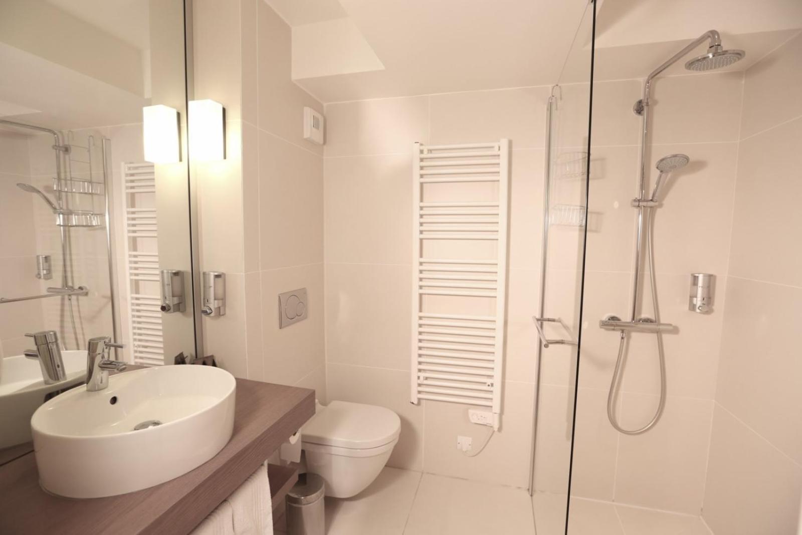 Hotel De La Plage - Hdlp Bormes-les-Mimosas Zewnętrze zdjęcie
